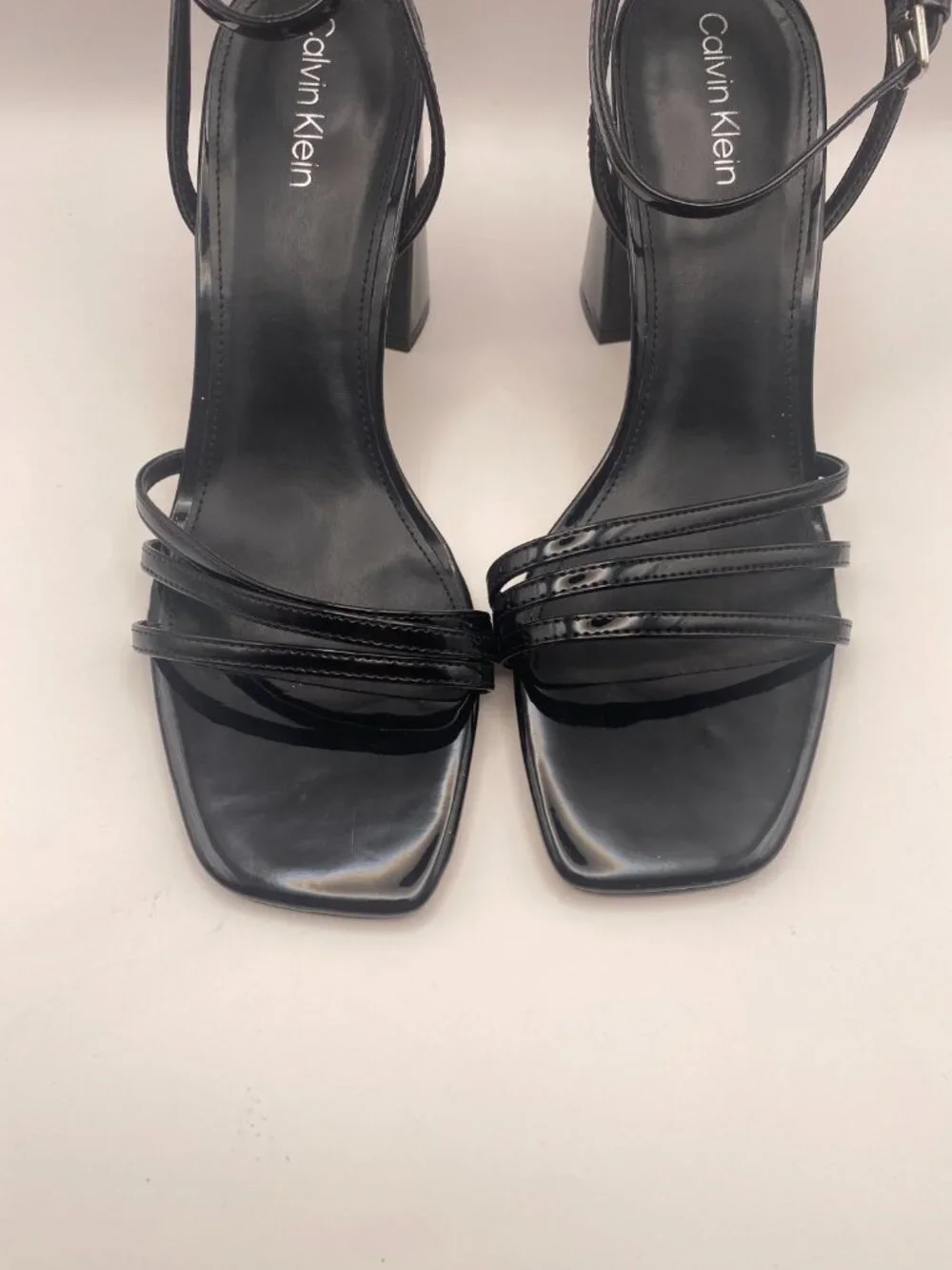 Calvin Klein Womens Quiva Black Strap Heel Sandal Sz 10